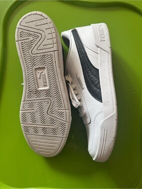 Puma Men’s Classic White & Black Low-Top Sneakers